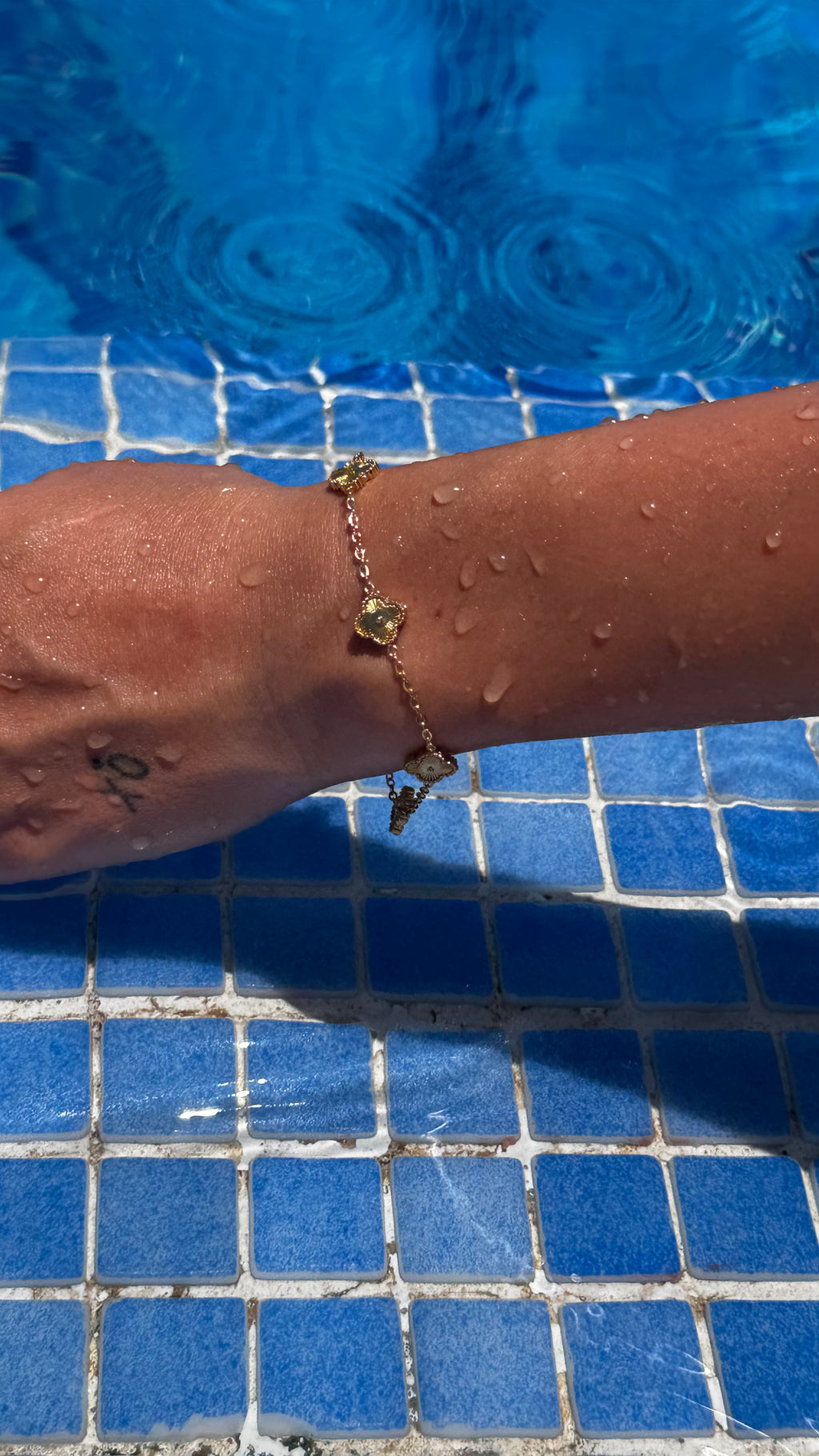 Gold Clover Charm Bracelet