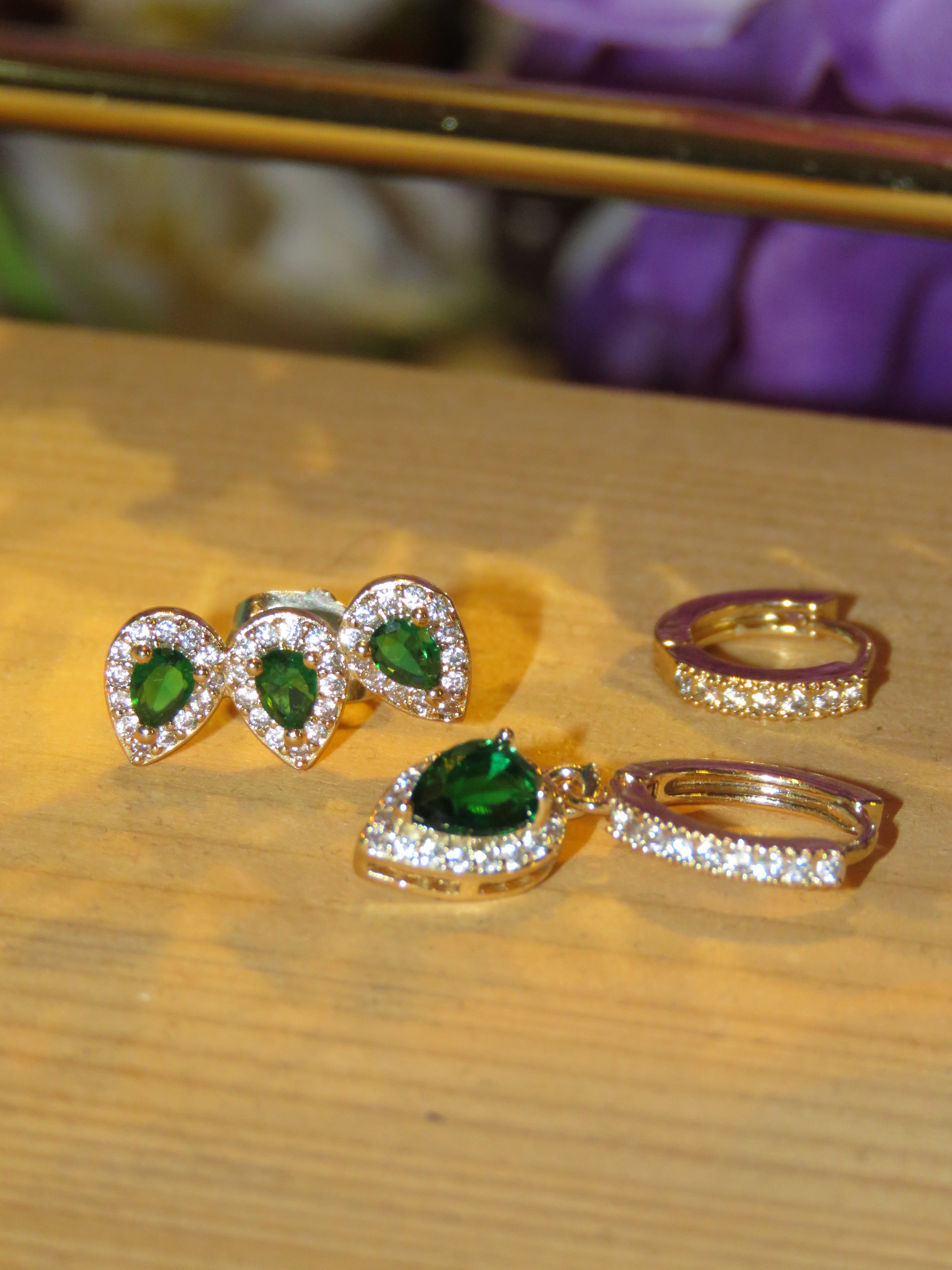 Emeris Hoop Earrings