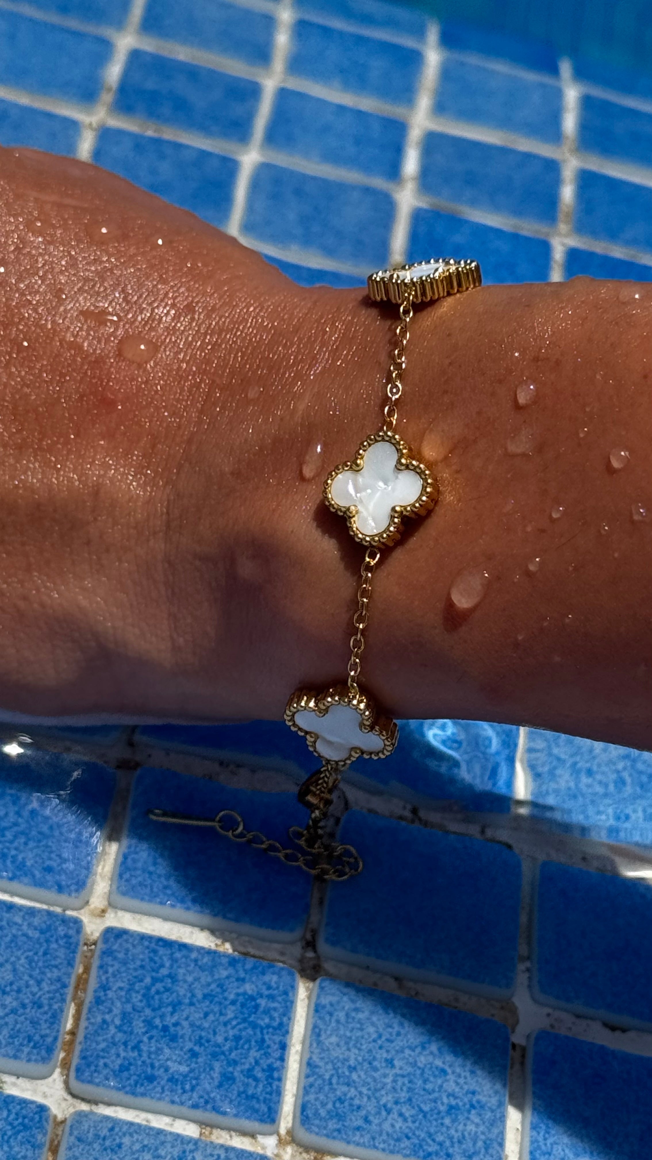 Pearl Clover Bracelet