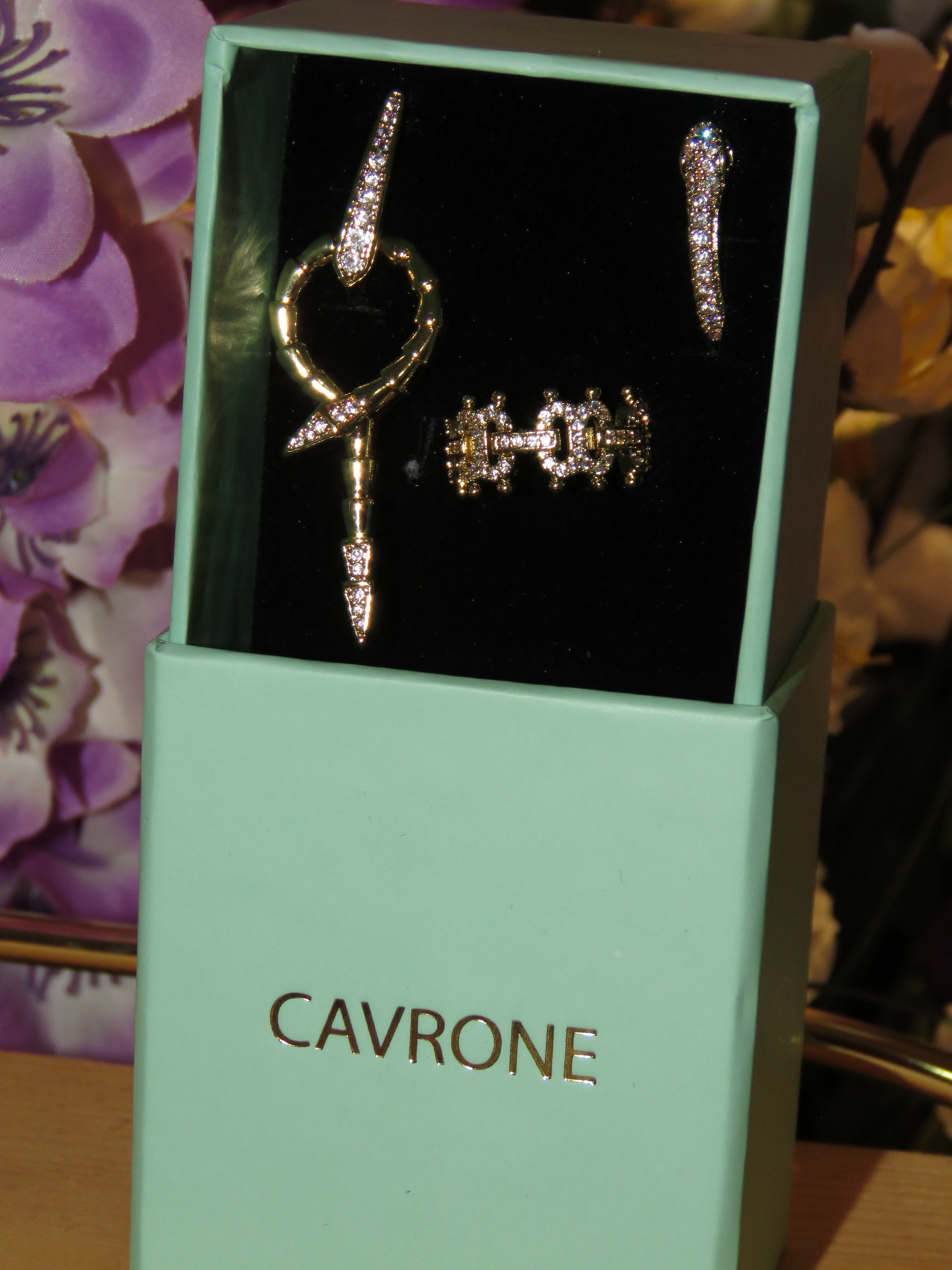 Serava Hoop Earrings