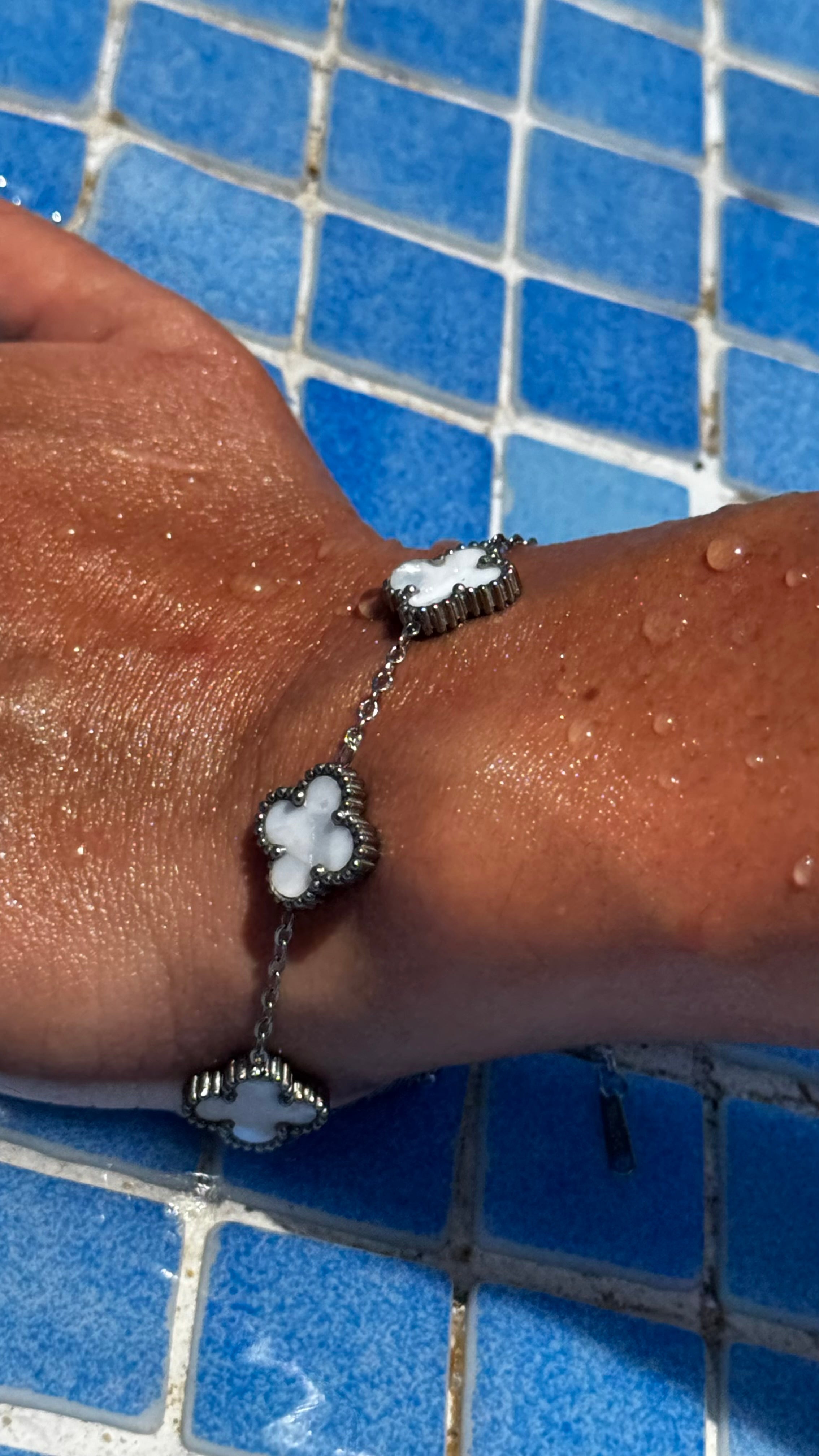 Pearl Clover Bracelet